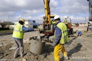 为什么学土木工程大多都转行了?大学生进建筑工地真的很惨吗?